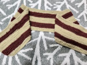 編んでいたマフラーが完成しましたよ。【手芸】【編み物】