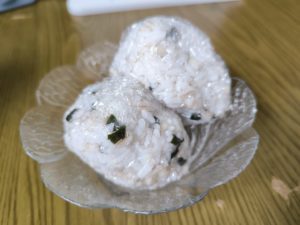 うっかり「海苔」を切らしてしまった時の、おにぎり。【手料理】