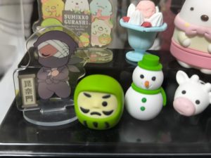 はま寿司の「はまっこセット」の景品は、推しである雑渡昆奈門に添えてある。